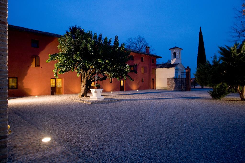 Agriturismo Al Casale Кодройпо Экстерьер фото